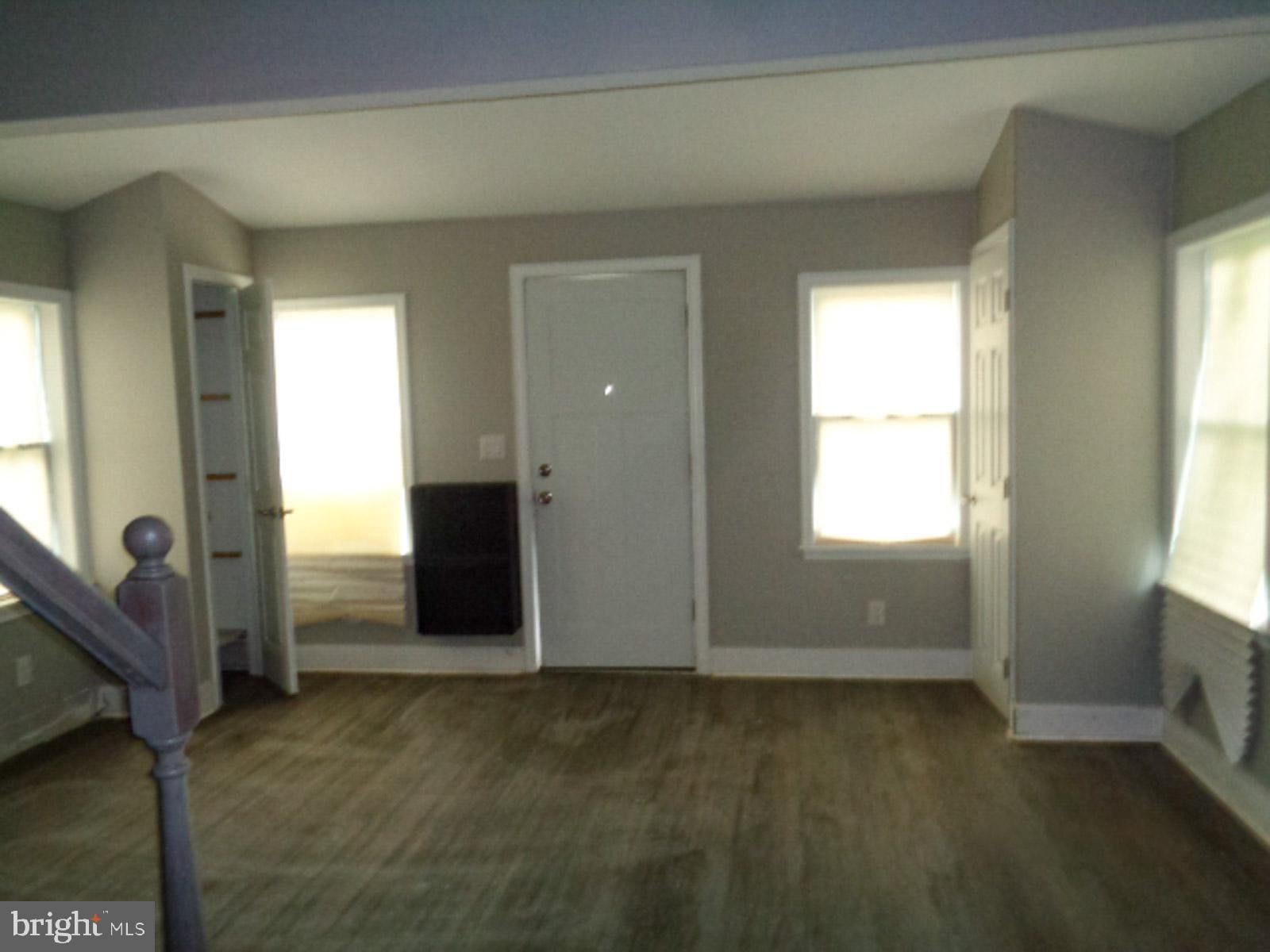 12 BRANDRIFF AVENUE