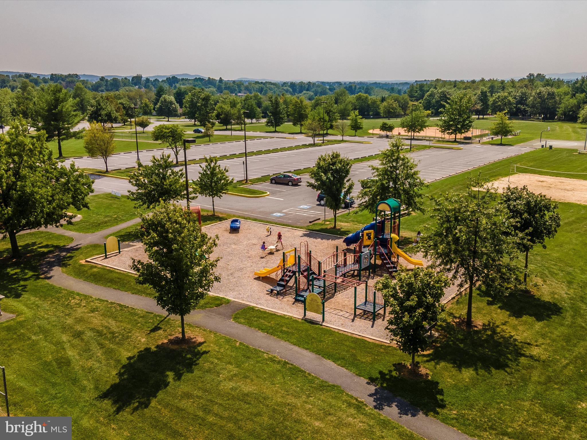 PICNIC WOODS ESTATES - Residential