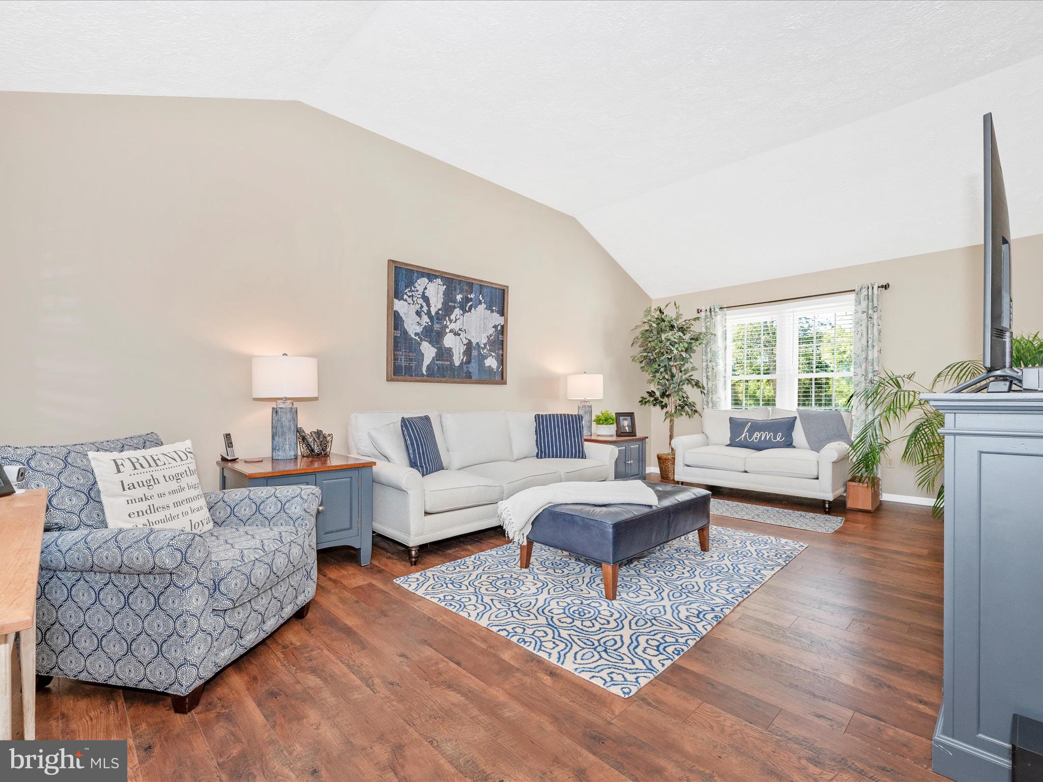 PICNIC WOODS ESTATES - Residential