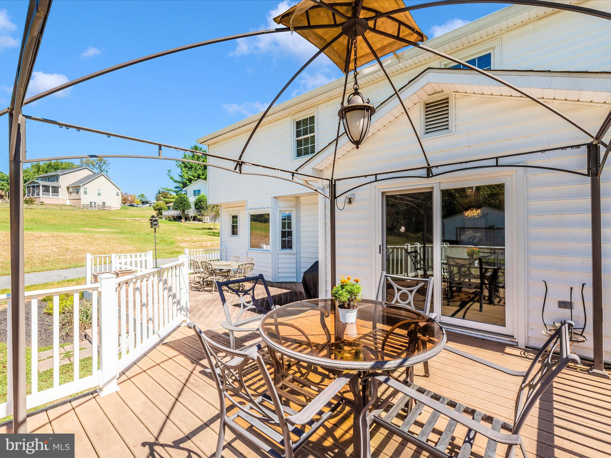 PICNIC WOODS ESTATES - Residential