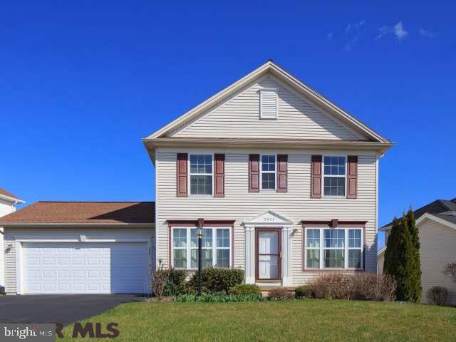 Lovely one owner home in the desirable Hunter's Chose community. Wonderful open plan for the first floor. Light and bright family room connects to the dining area, all with hardwood flooring. The spacious east in kitchen has stainless steel refrigerator and dishwasher, and the sliding door leads to the back deck. The second floor master bedroom has its own beautiful bath with jetted tub and separate shower, double vanities and walk in closet. The other two bedrooms share the 2nd full bath. The basement has rough in that is ready to finished and the house is radon mitigated.