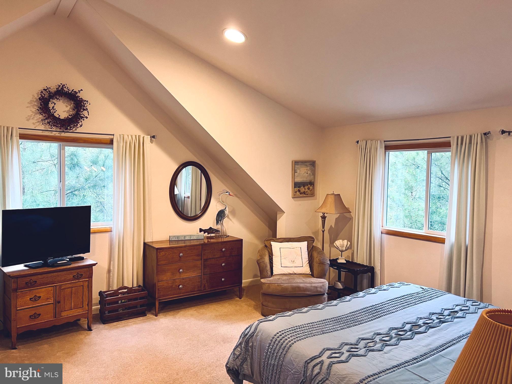 COVE POINT - Residential