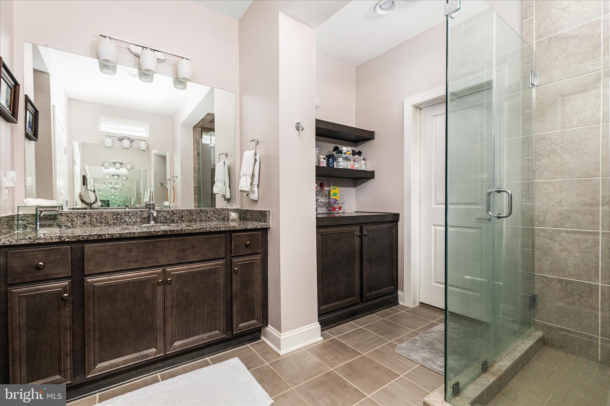 LAKE FREDERICK - Residential