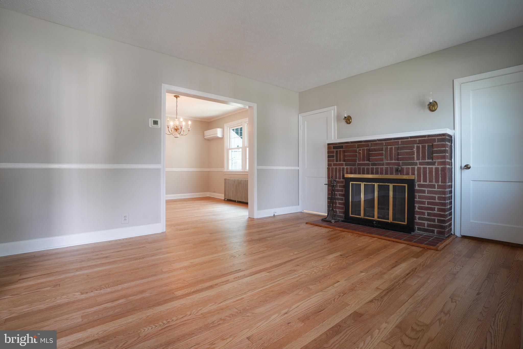 616 WARWICK ROAD