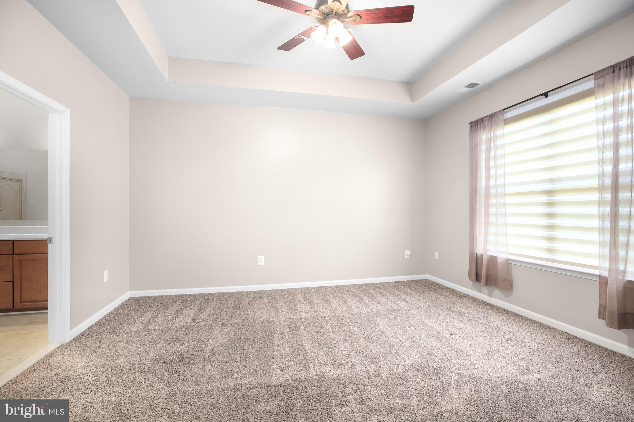 VIRGINIA HERITAGE AT LEE'S PARK - Residential