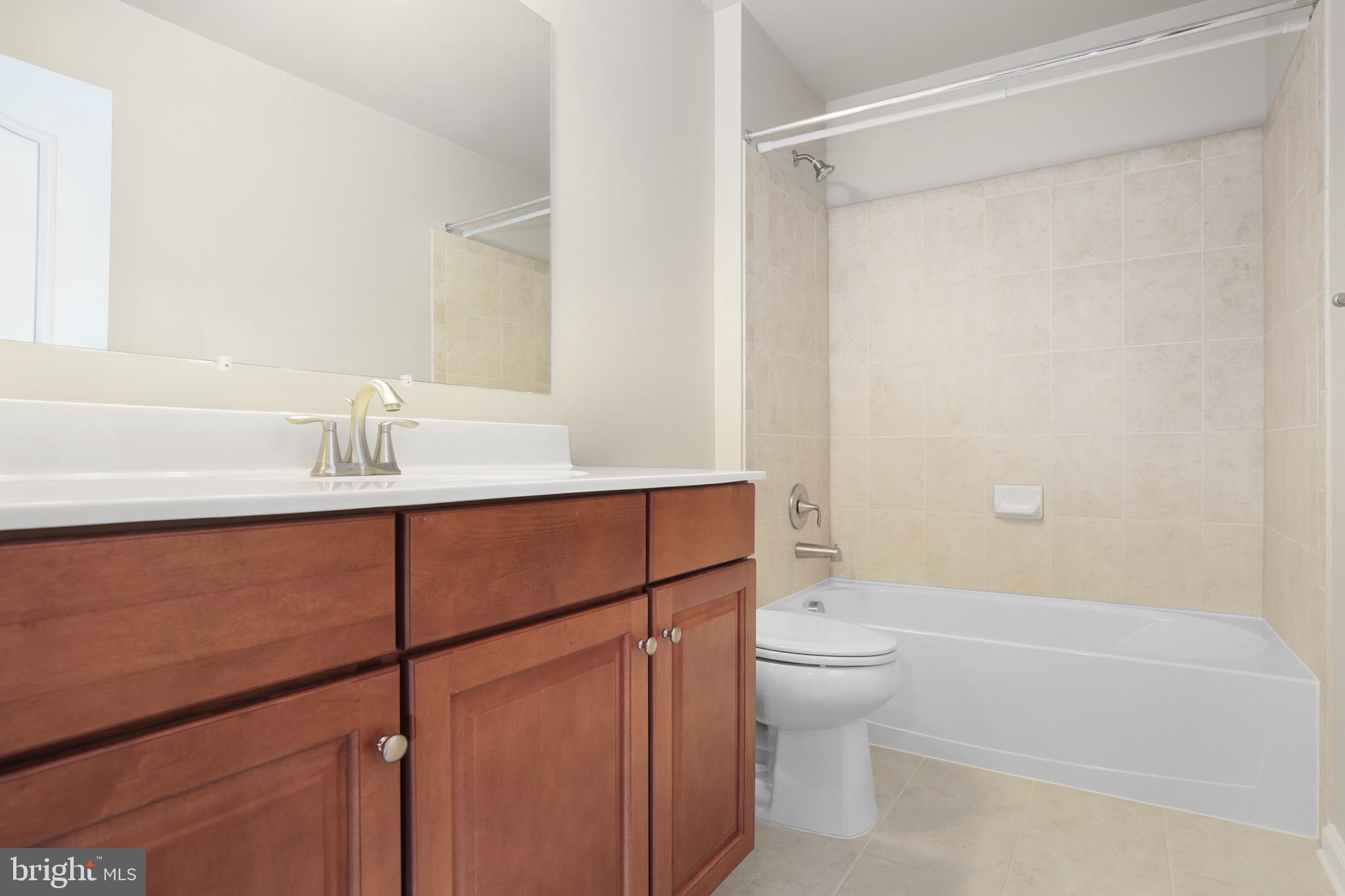 VIRGINIA HERITAGE AT LEE'S PARK - Residential