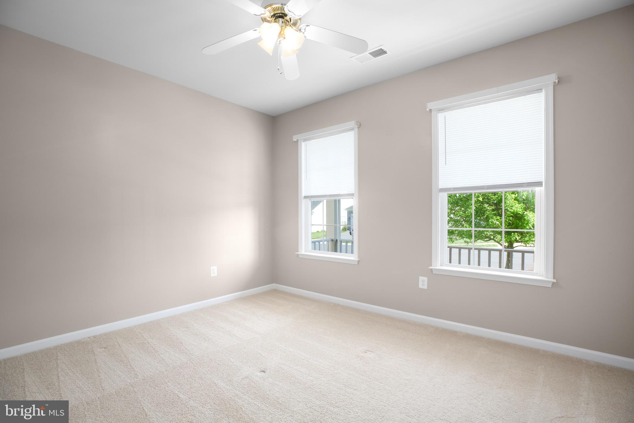 VIRGINIA HERITAGE AT LEE'S PARK - Residential