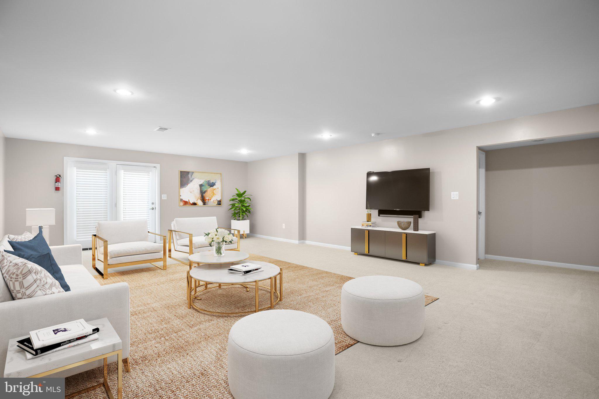 VIRGINIA HERITAGE AT LEE'S PARK - Residential