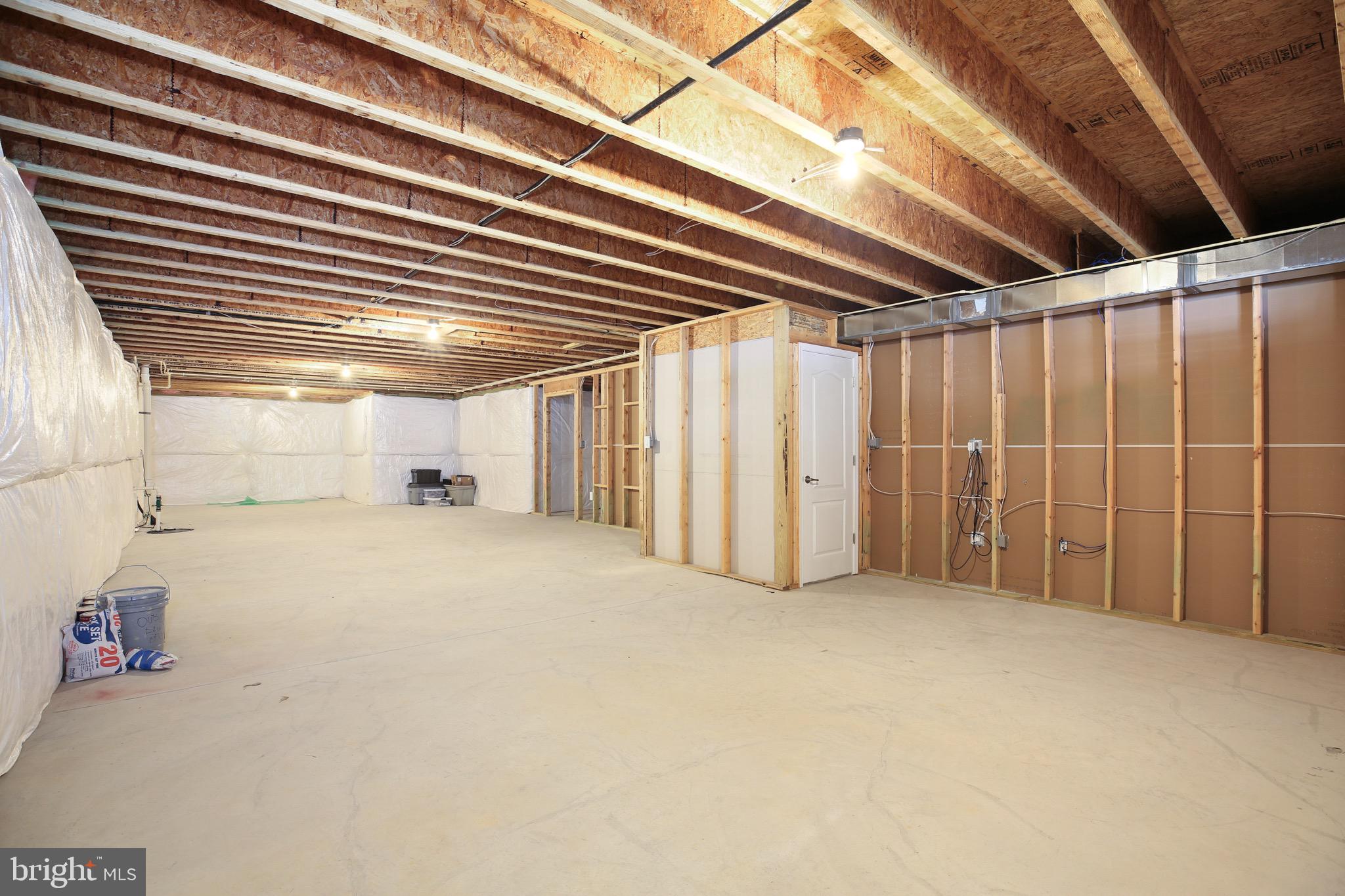 VIRGINIA HERITAGE AT LEE'S PARK - Residential