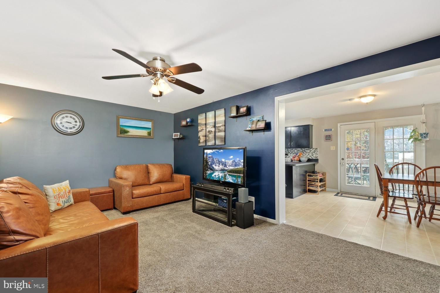 HENSEL STONE WOODS - Residential