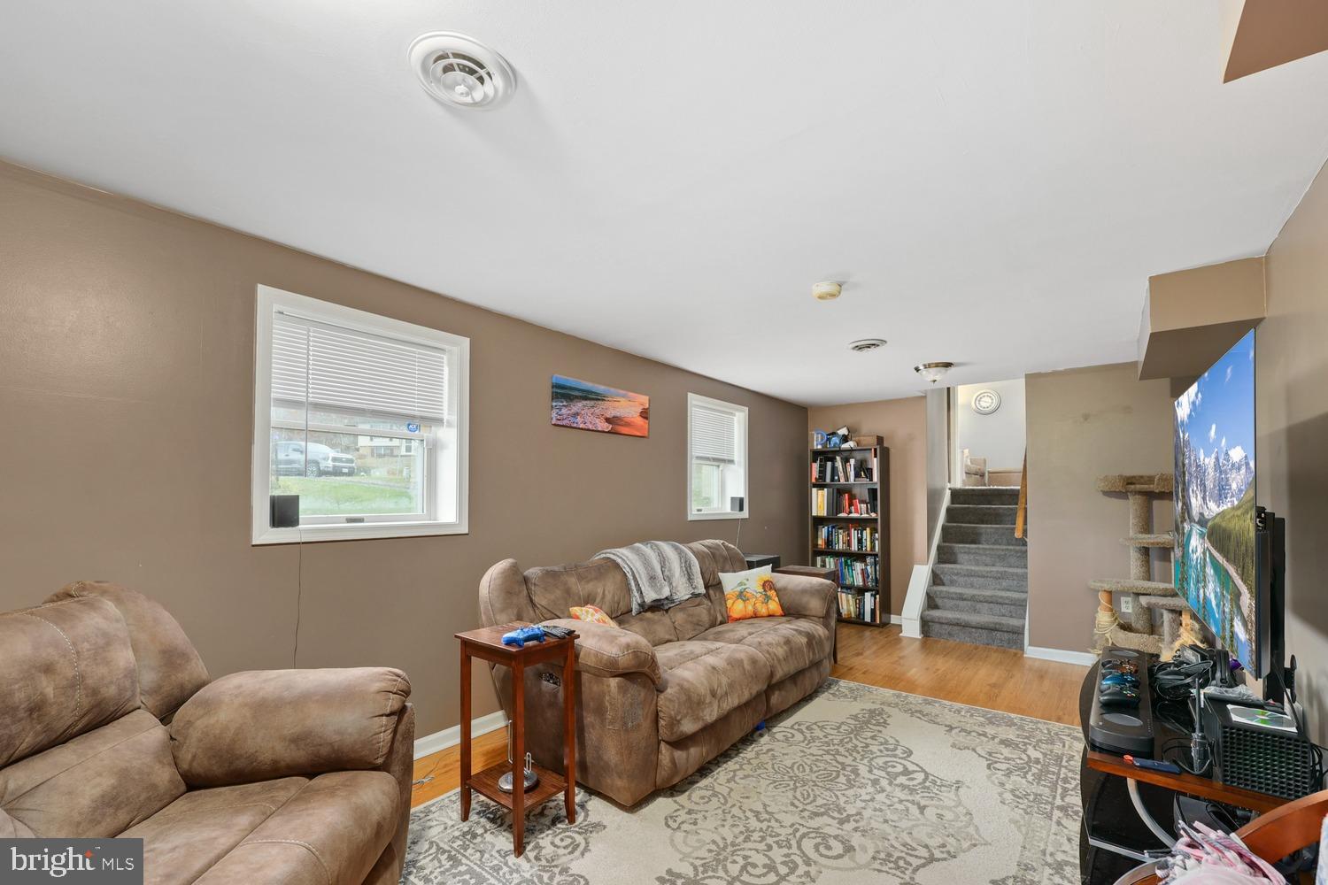 HENSEL STONE WOODS - Residential