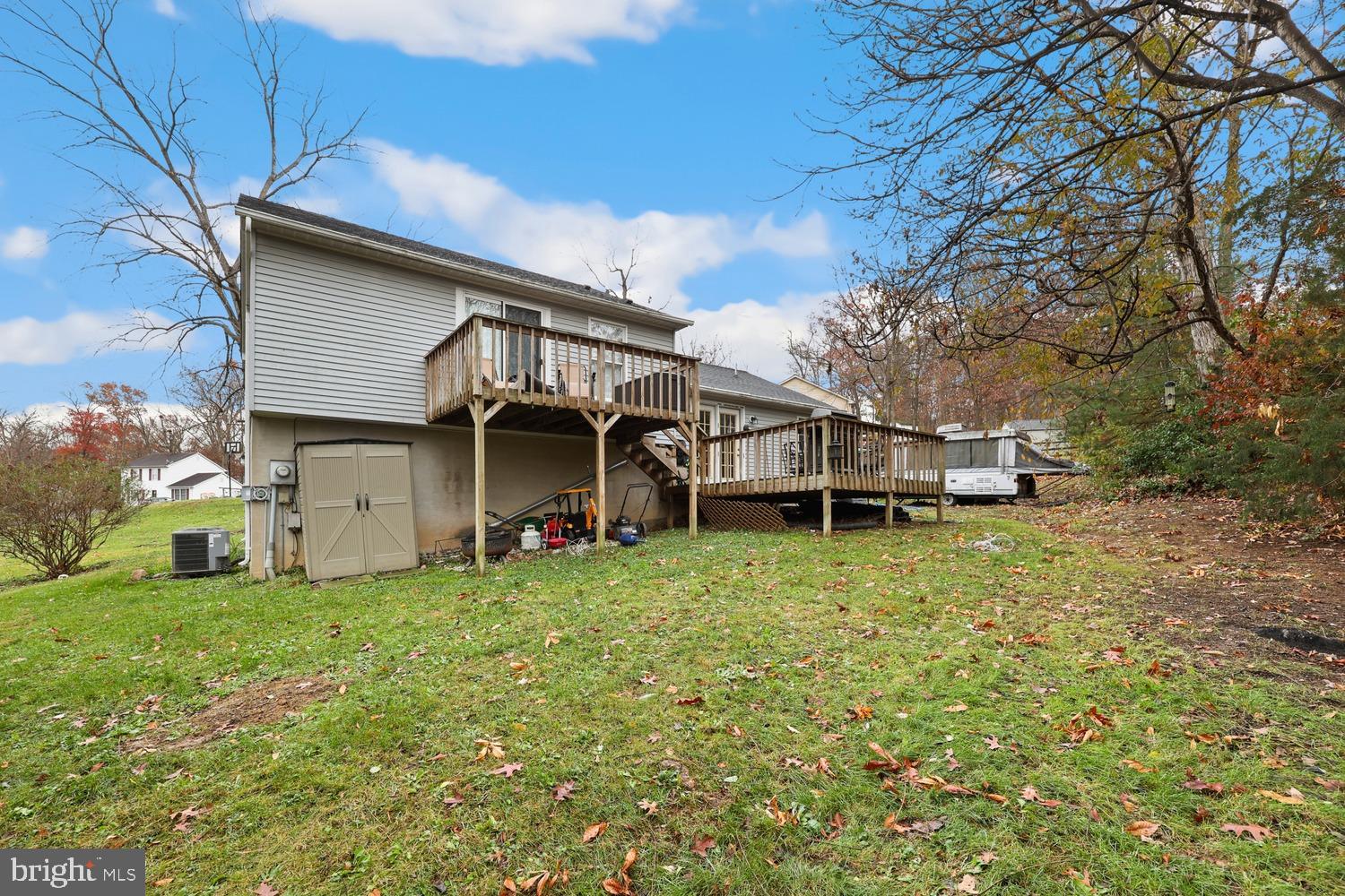 HENSEL STONE WOODS - Residential