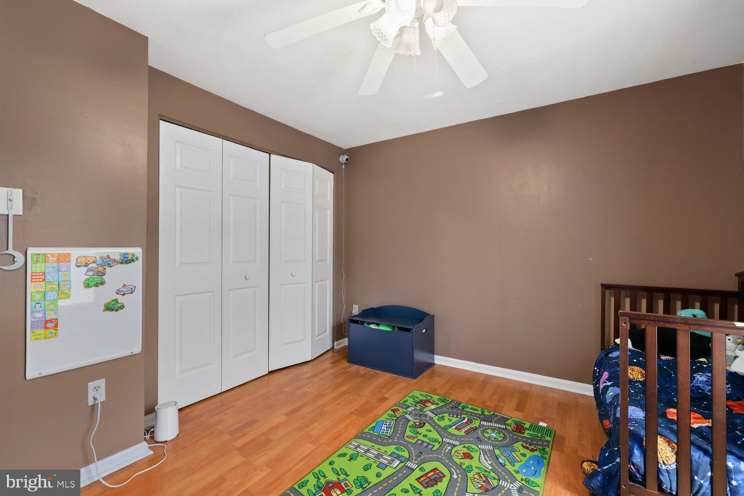 HENSEL STONE WOODS - Residential