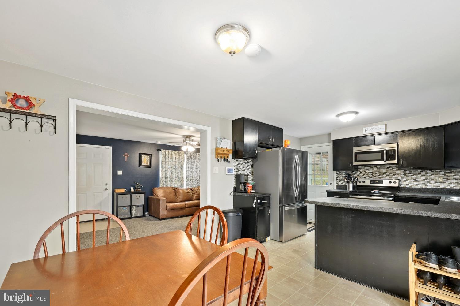 HENSEL STONE WOODS - Residential