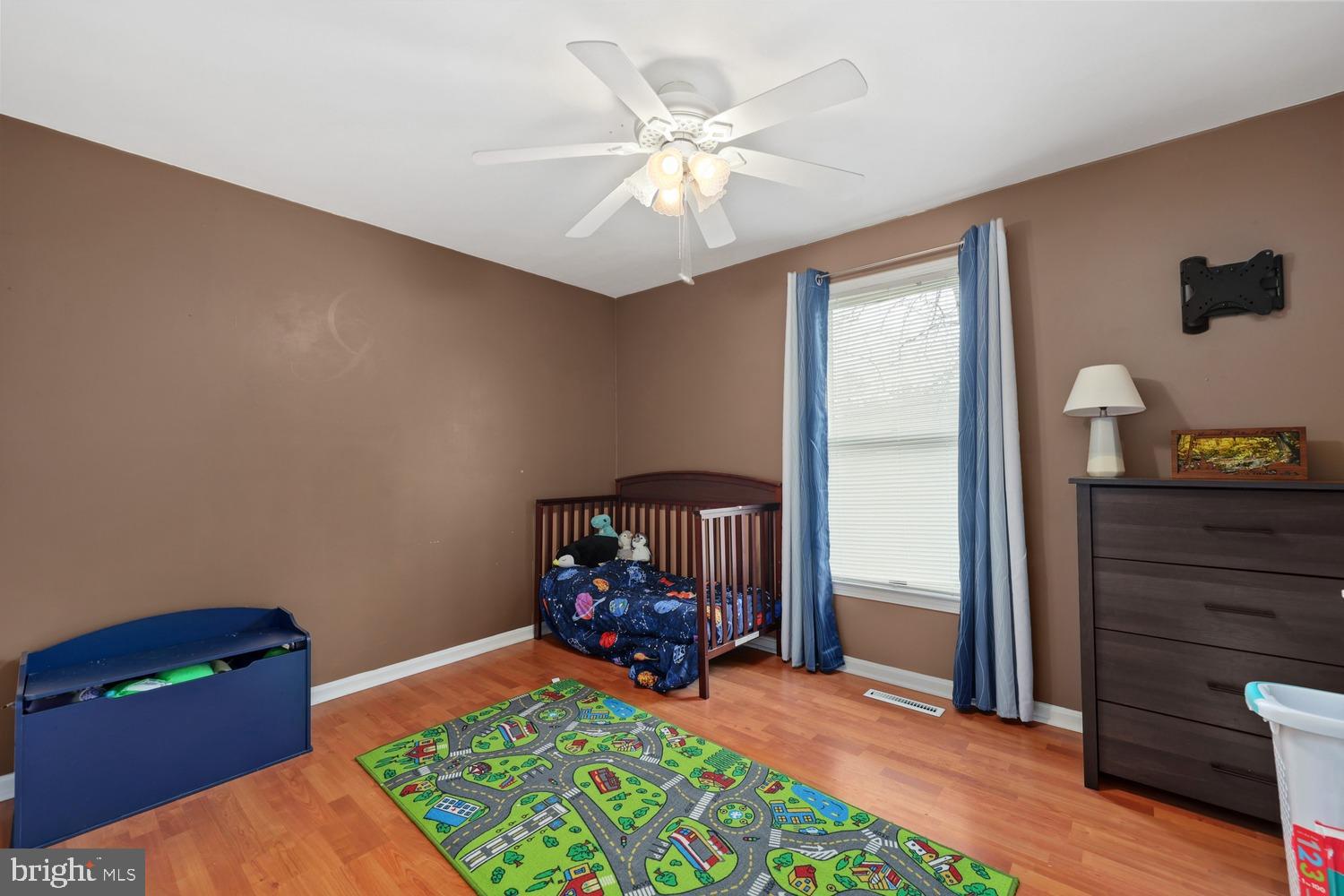 HENSEL STONE WOODS - Residential