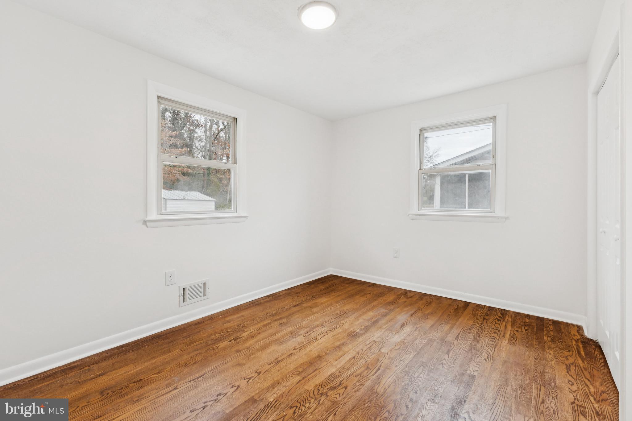 WOODBERRY FOREST - Residential