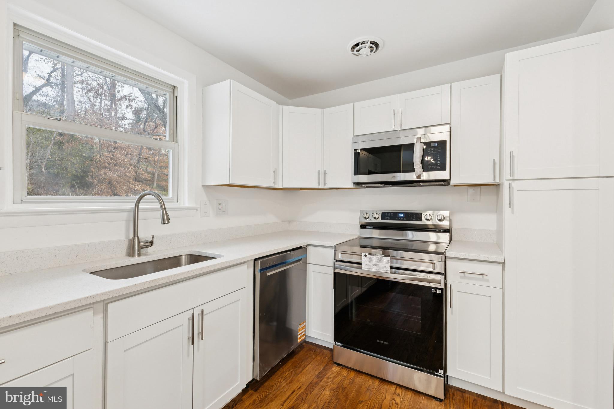 WOODBERRY FOREST - Residential