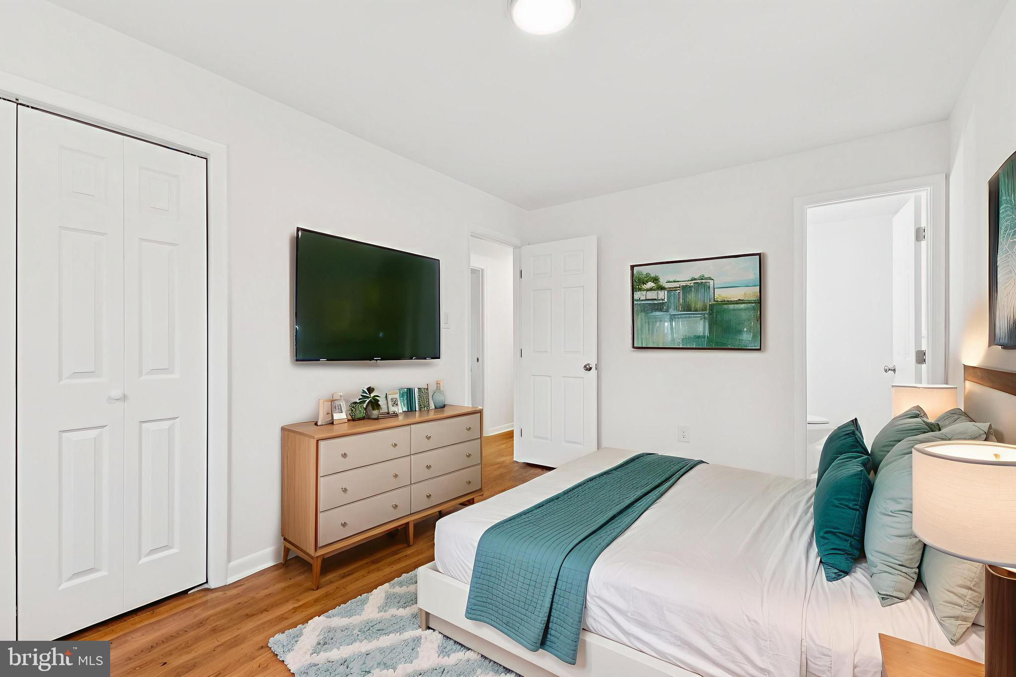 WOODBERRY FOREST - Residential