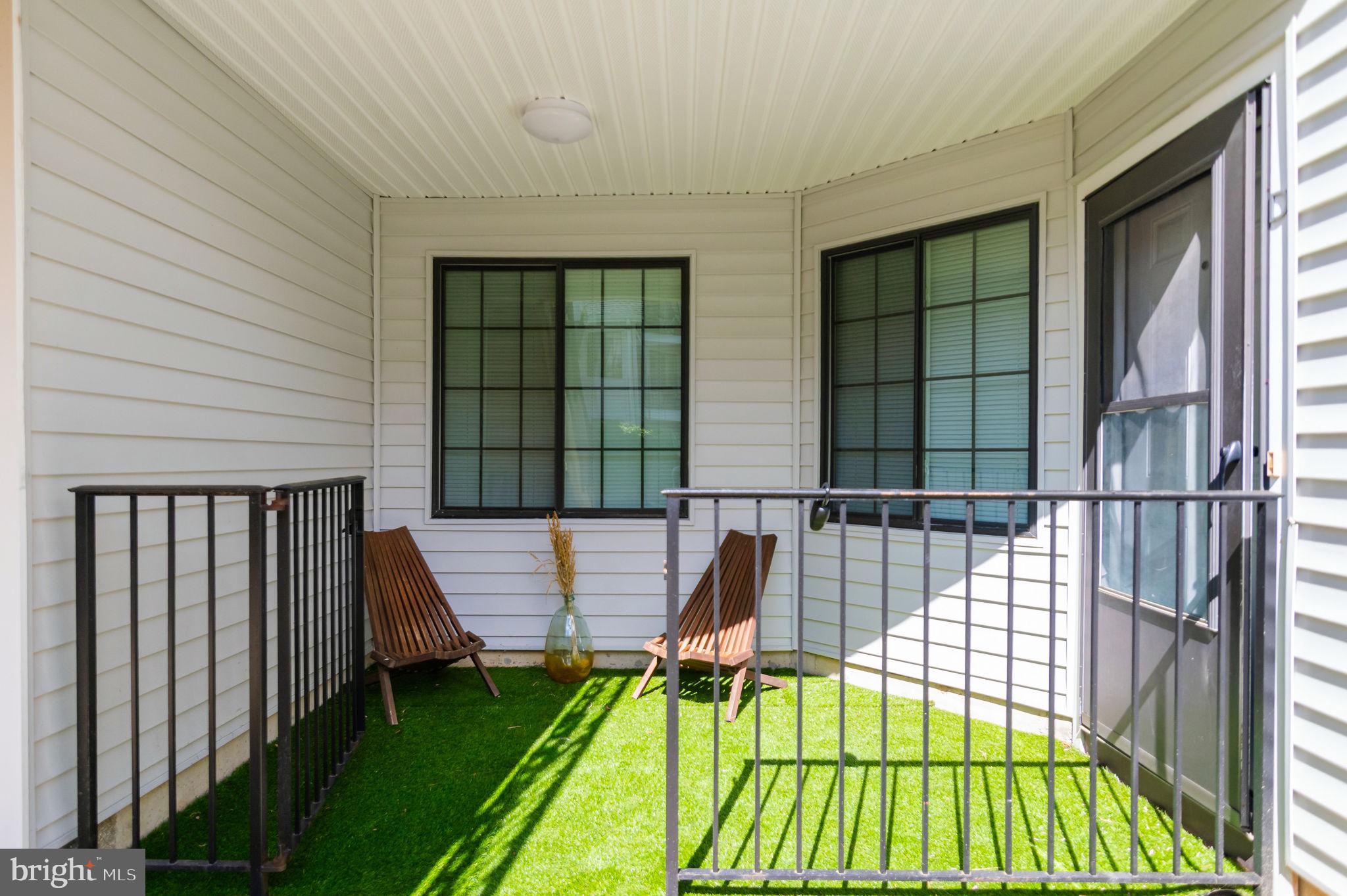 1633 CARRIAGE HOUSE TERRACE D