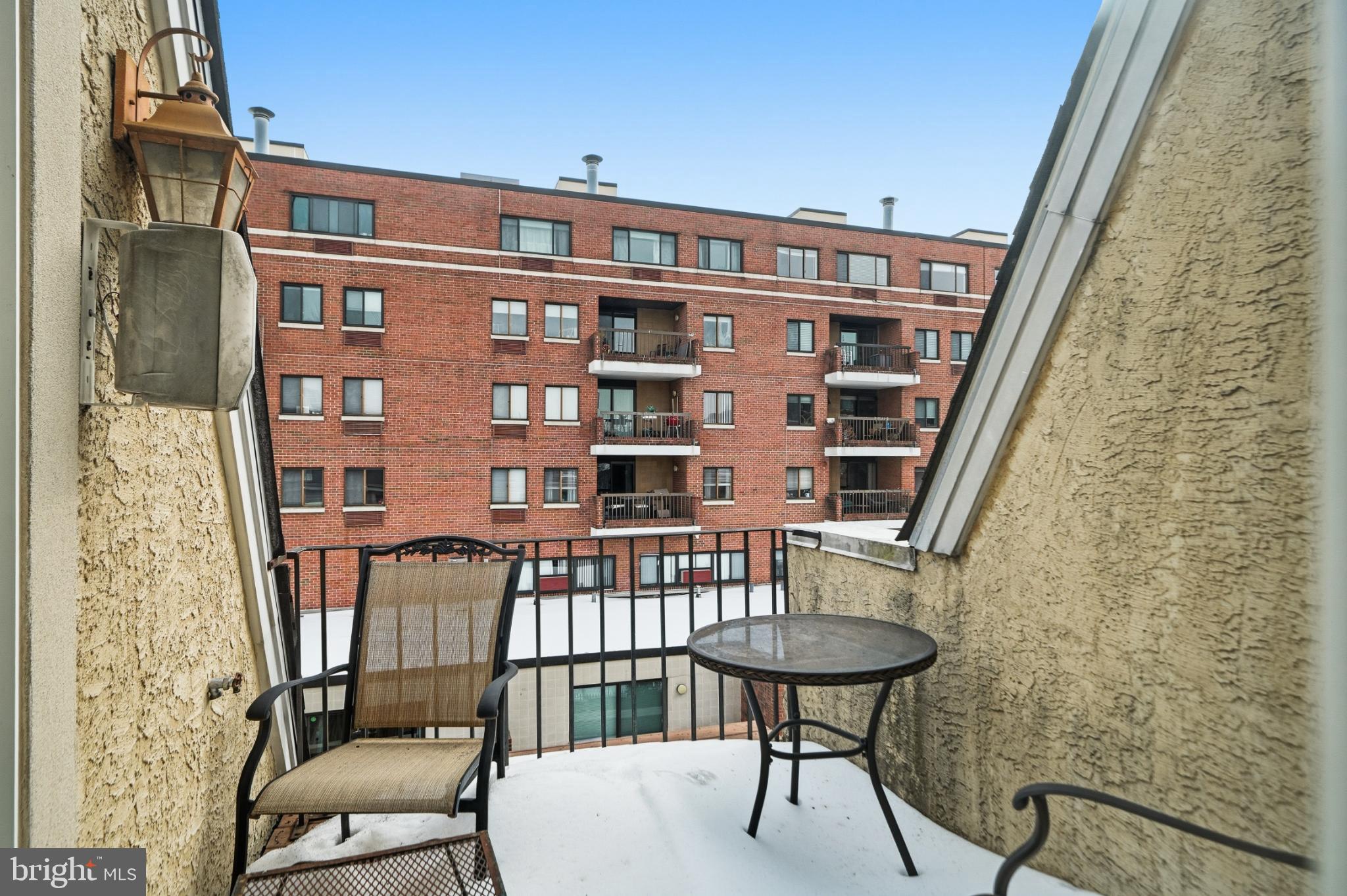 PHILADELPHIA - Residential