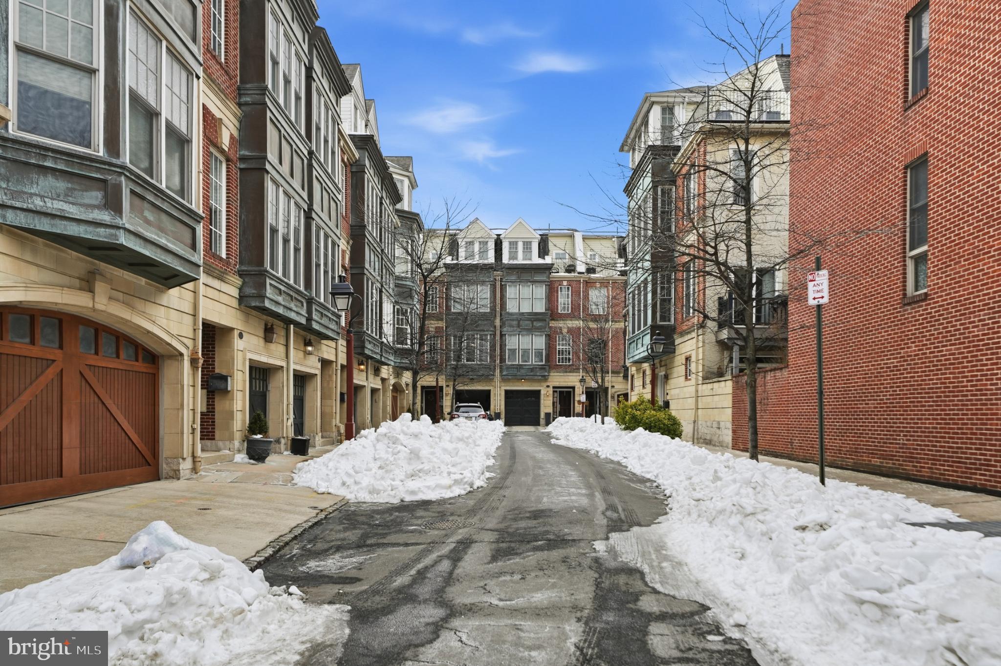 PHILADELPHIA - Residential