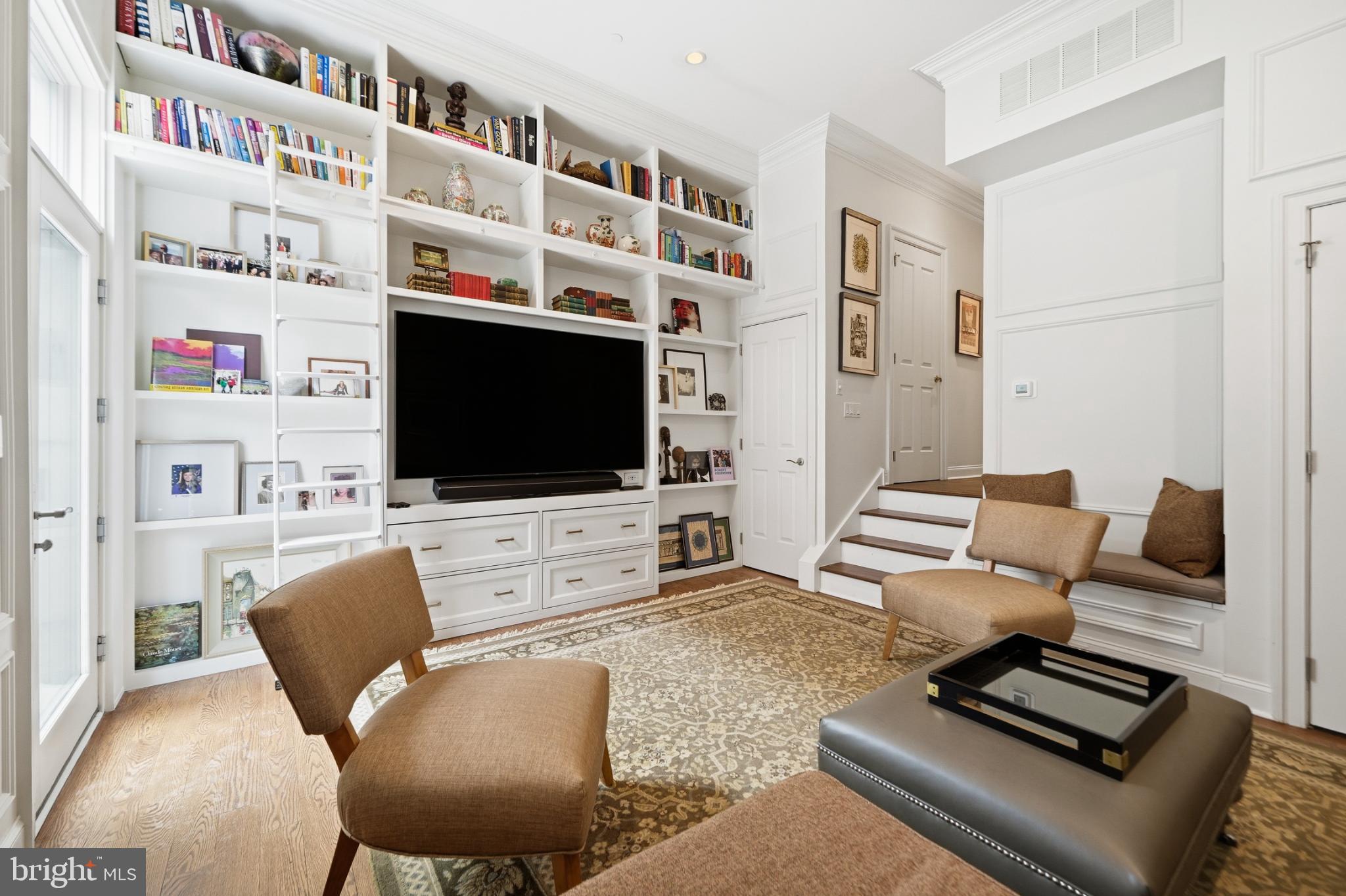 PHILADELPHIA - Residential