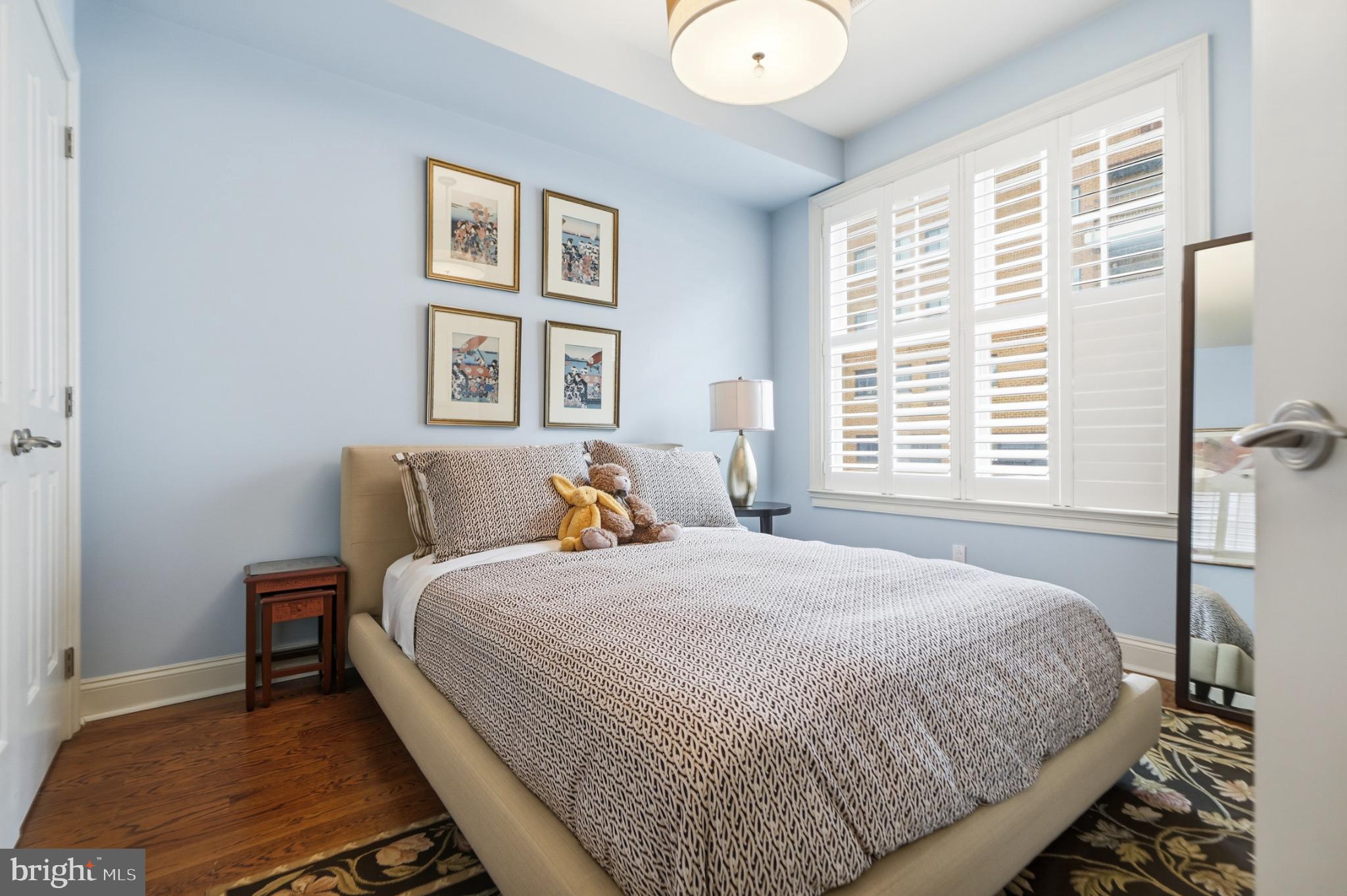 PHILADELPHIA - Residential