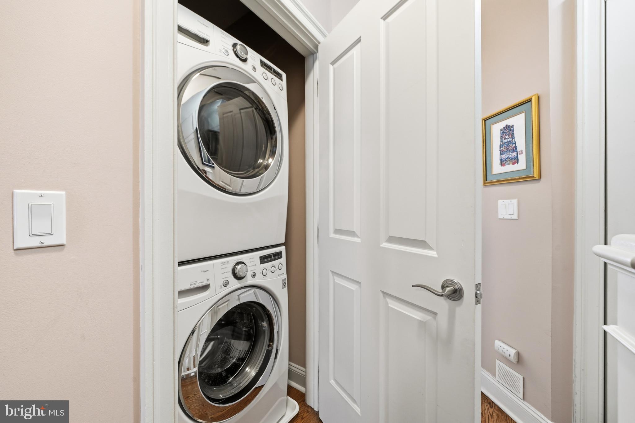 PHILADELPHIA - Residential