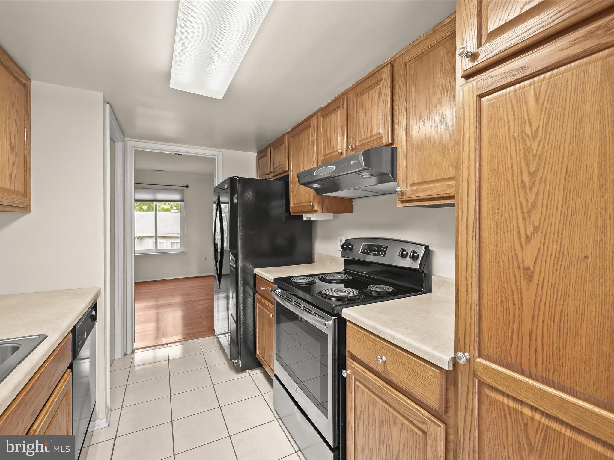 ROSSMOOR MUTUAL #12 - Residential