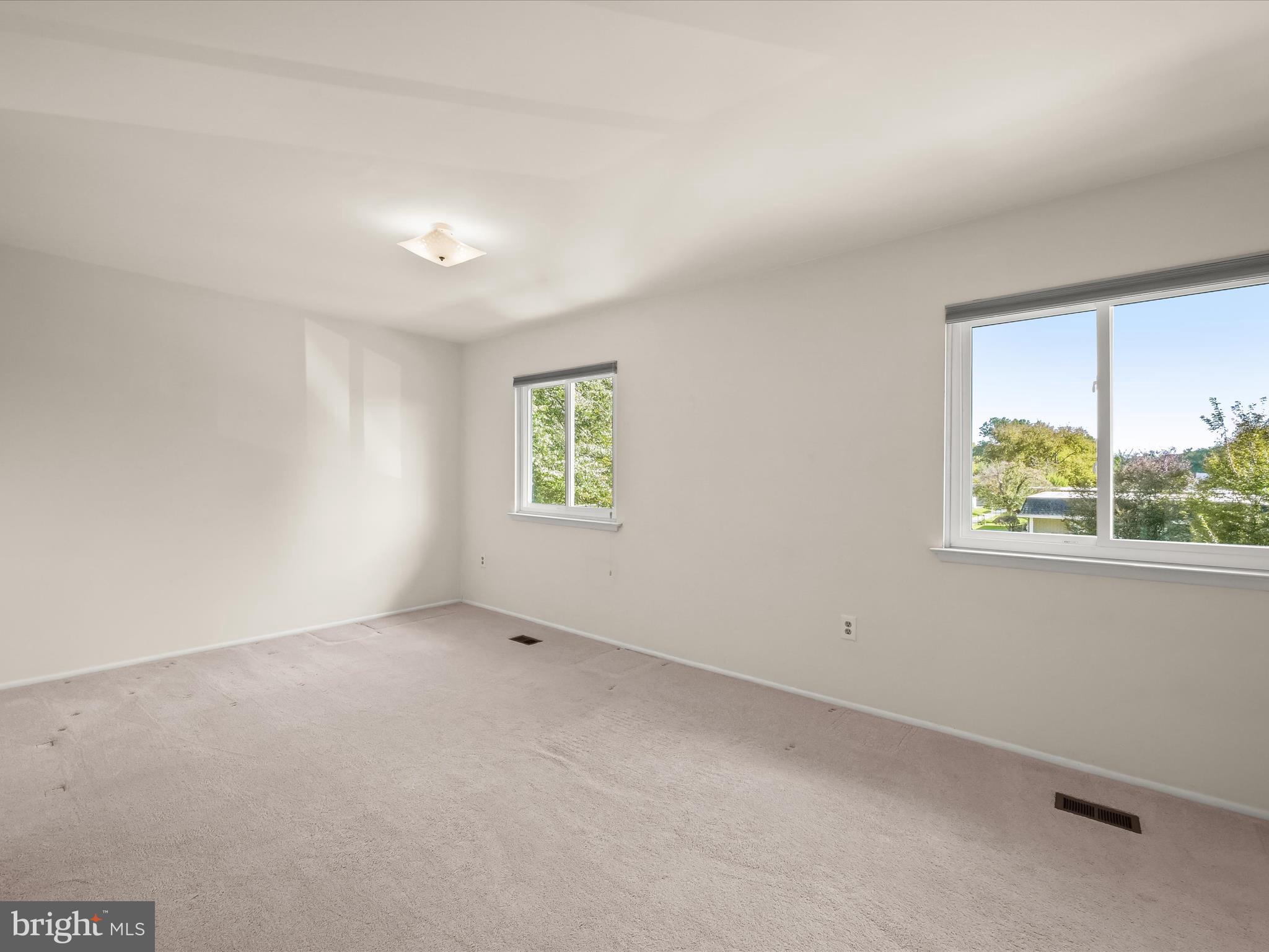 ROSSMOOR MUTUAL #12 - Residential