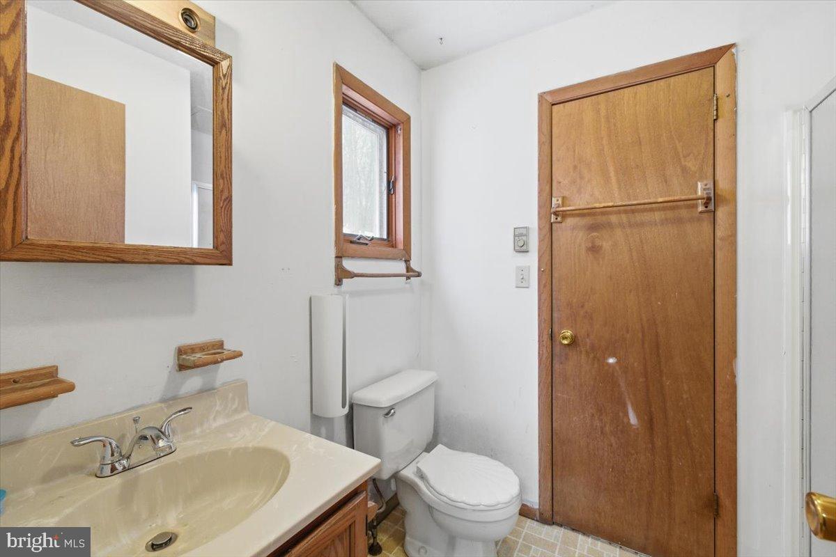 SAW CREEK EST - Residential