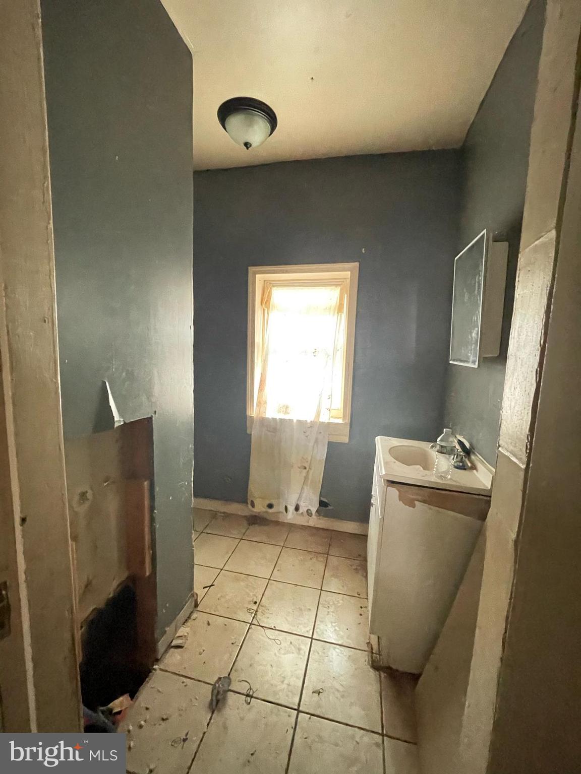 ALLEGHENY WEST - Residential