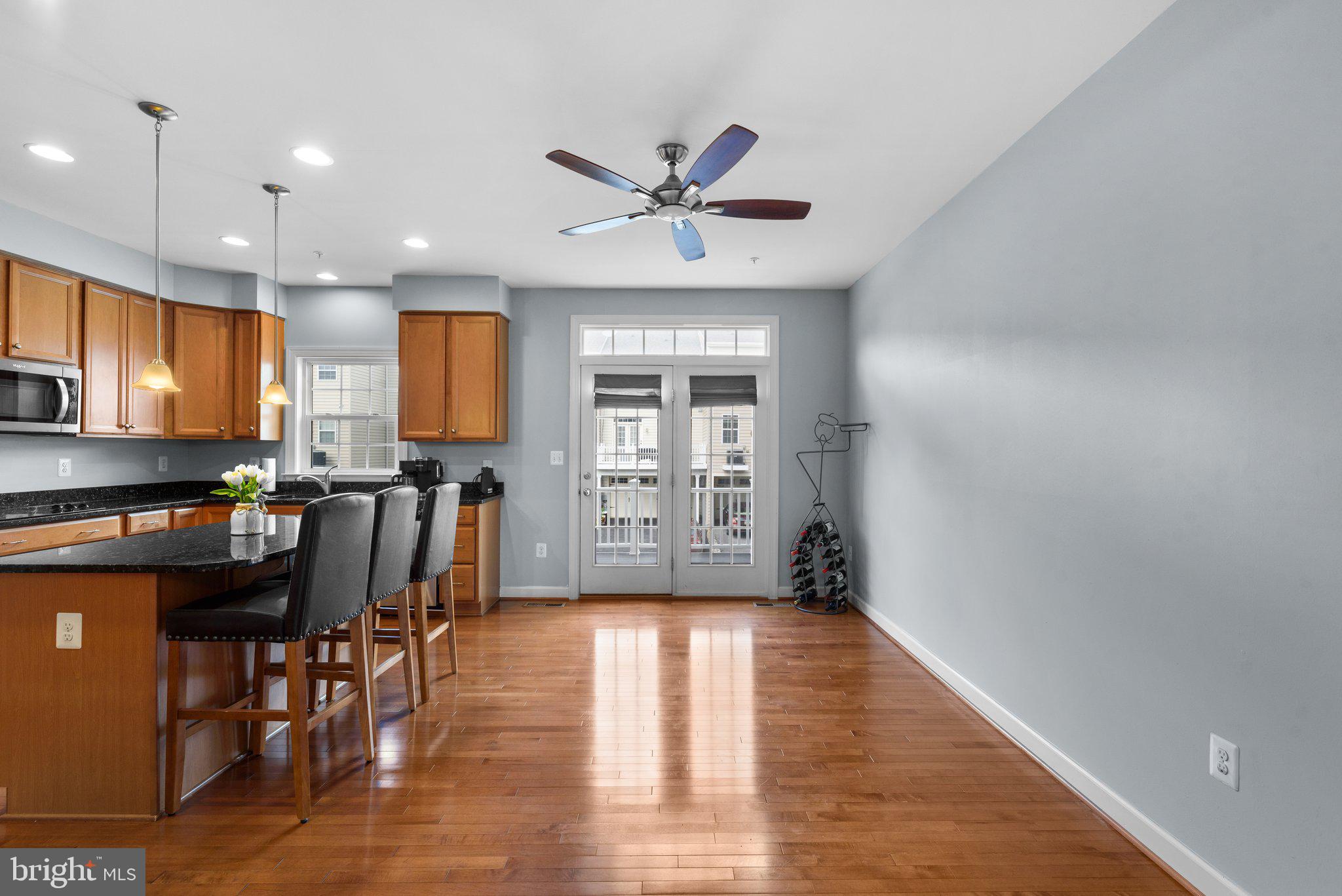 ELLICOTT SQUARE - Residential