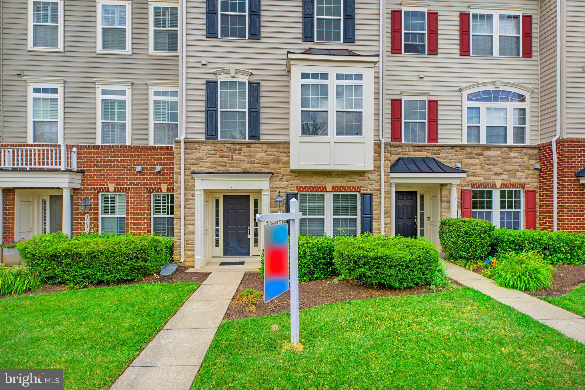 ELLICOTT SQUARE - Residential