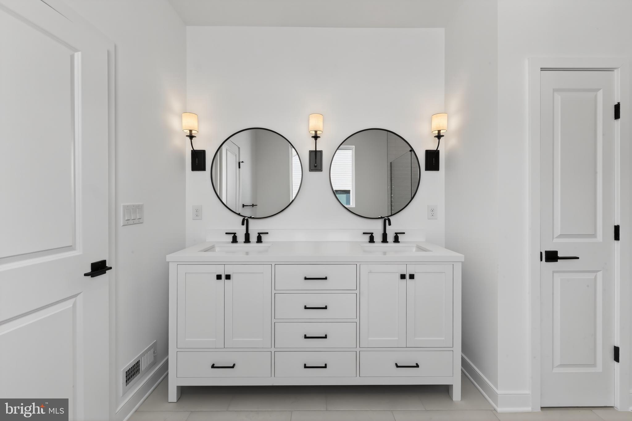 FOUR SEASONS AT HATTERAS HILLS - Residential