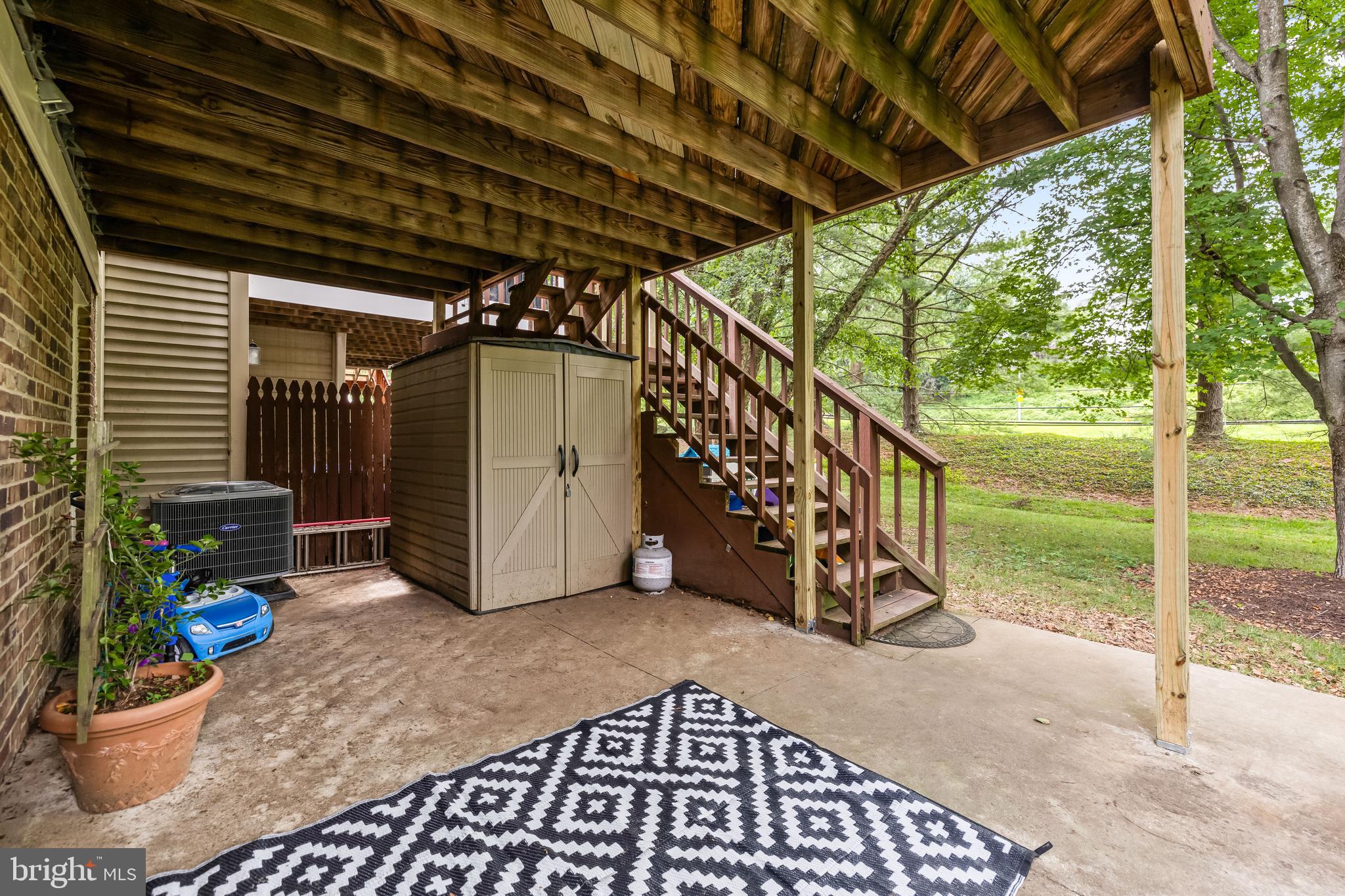 SUMMIT RIDGE - Residential