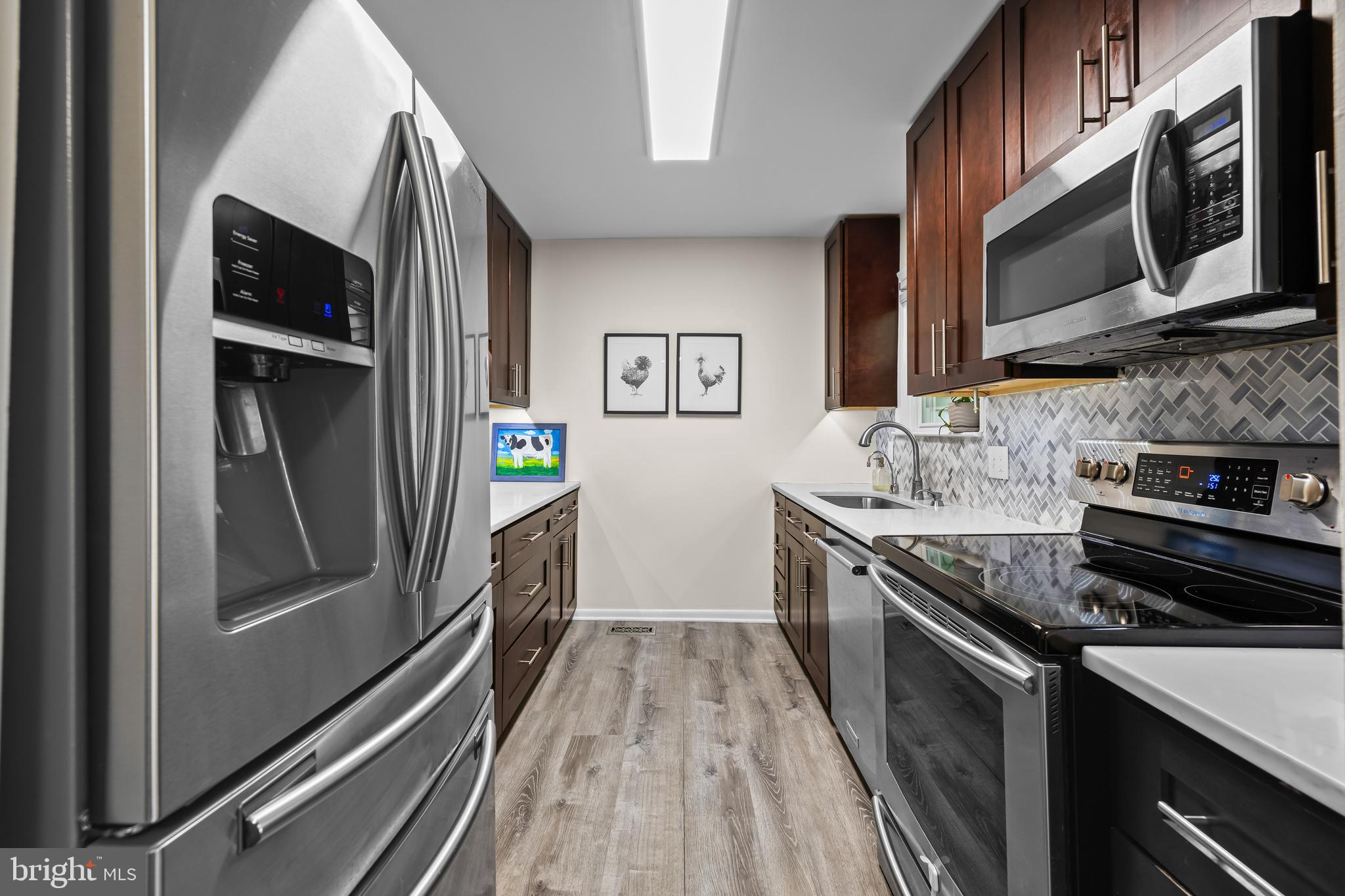 SUMMIT RIDGE - Residential