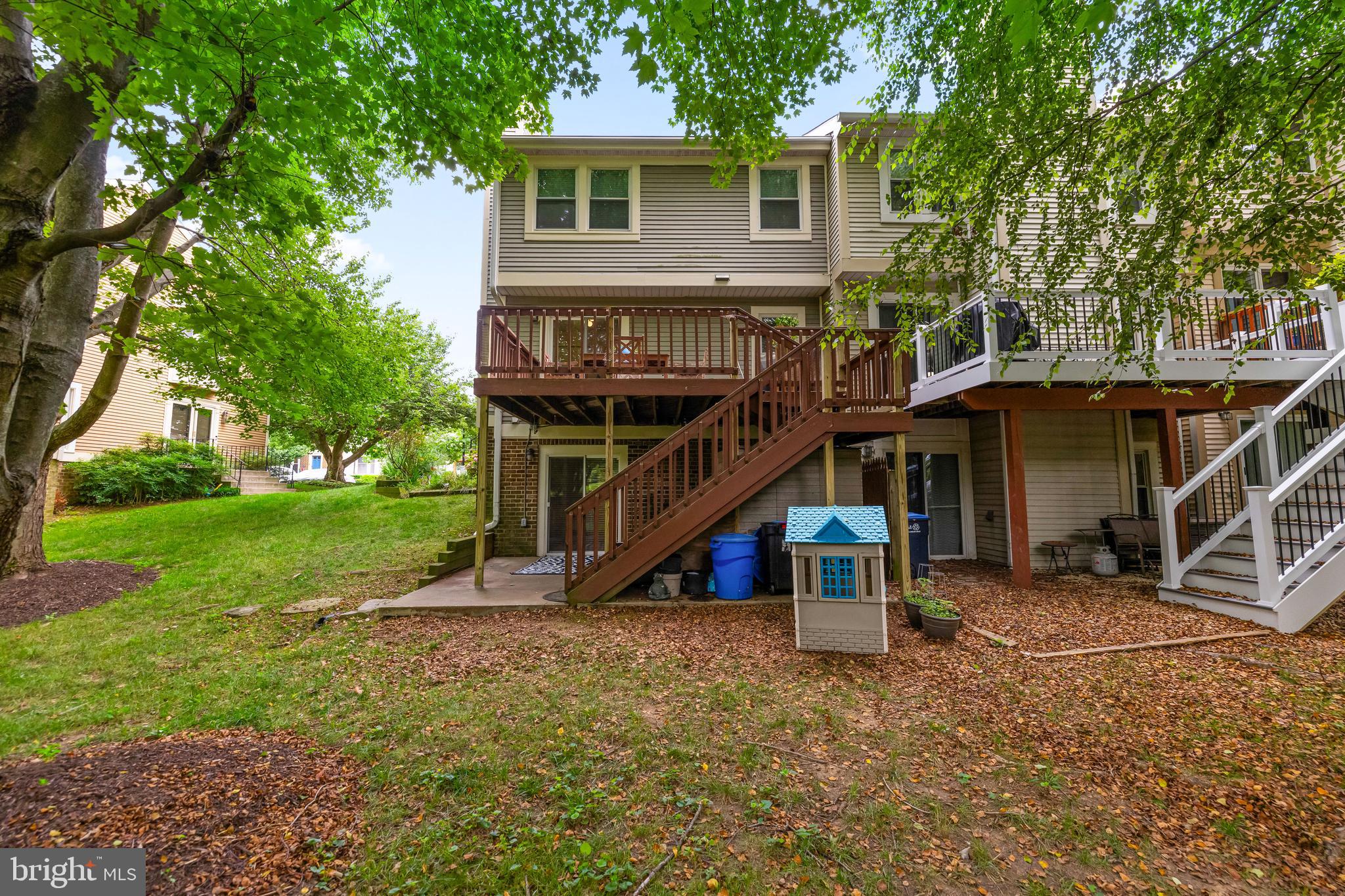 SUMMIT RIDGE - Residential