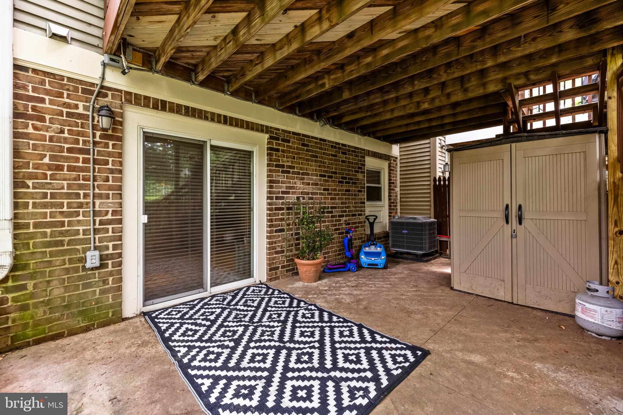 SUMMIT RIDGE - Residential