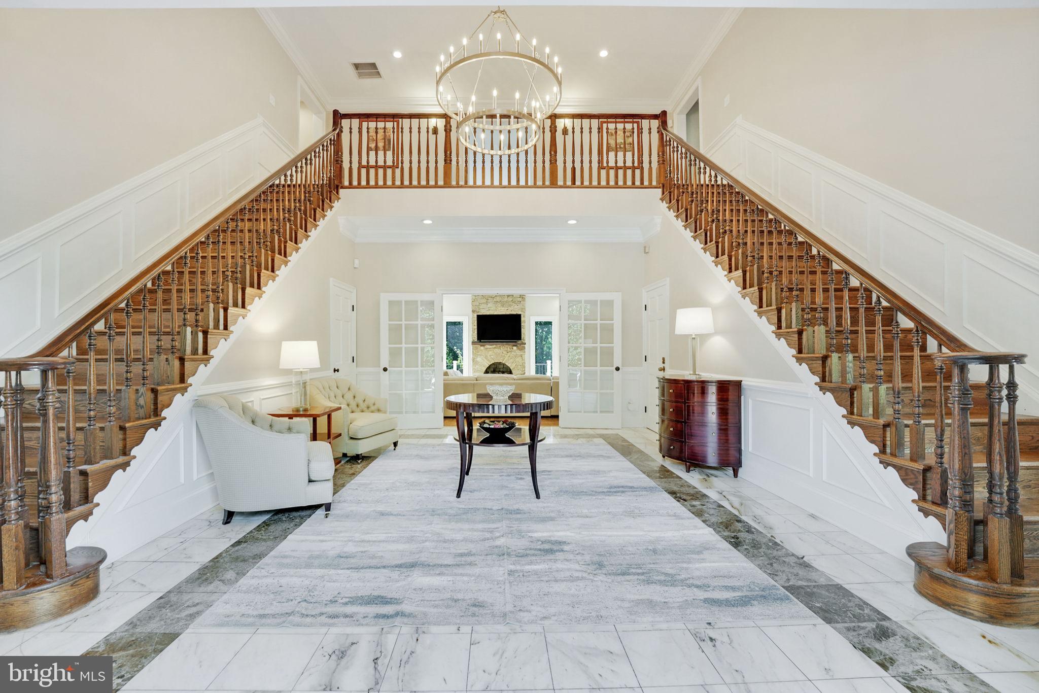 933 BELLVIEW ROAD