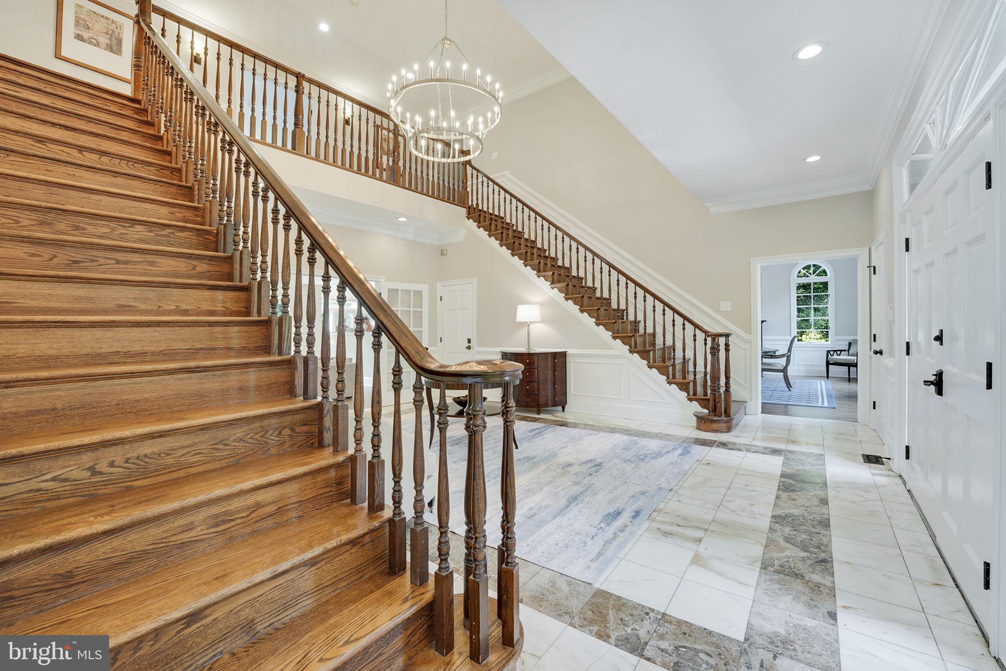 933 BELLVIEW ROAD
