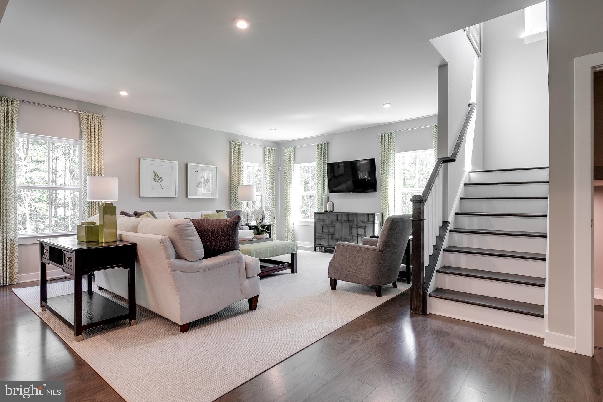 WOODFIELD - Residential