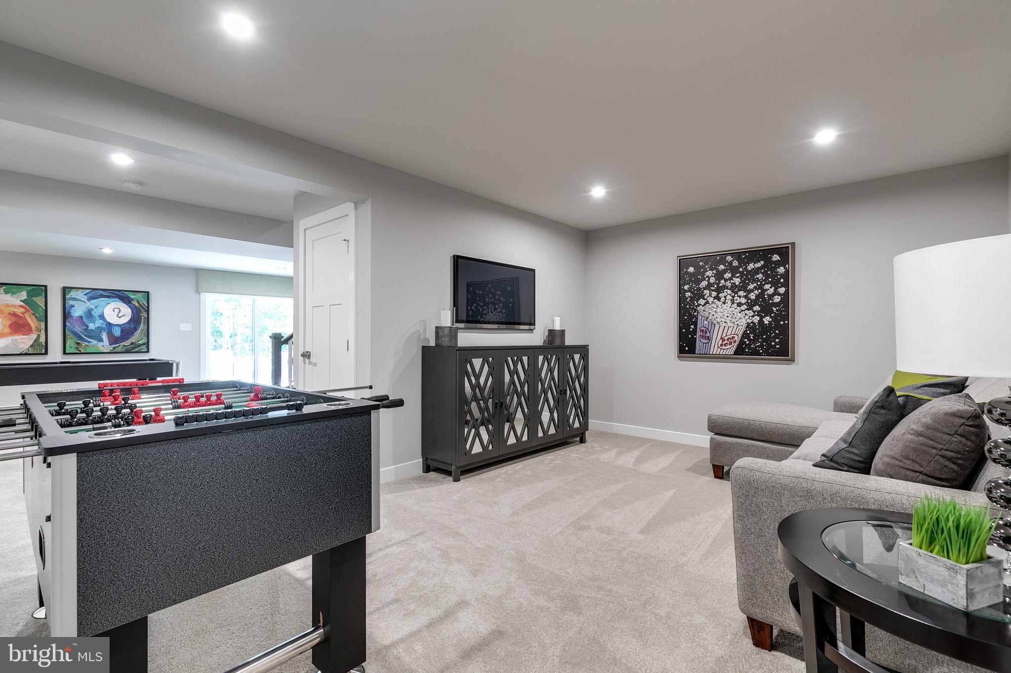 WOODFIELD - Residential