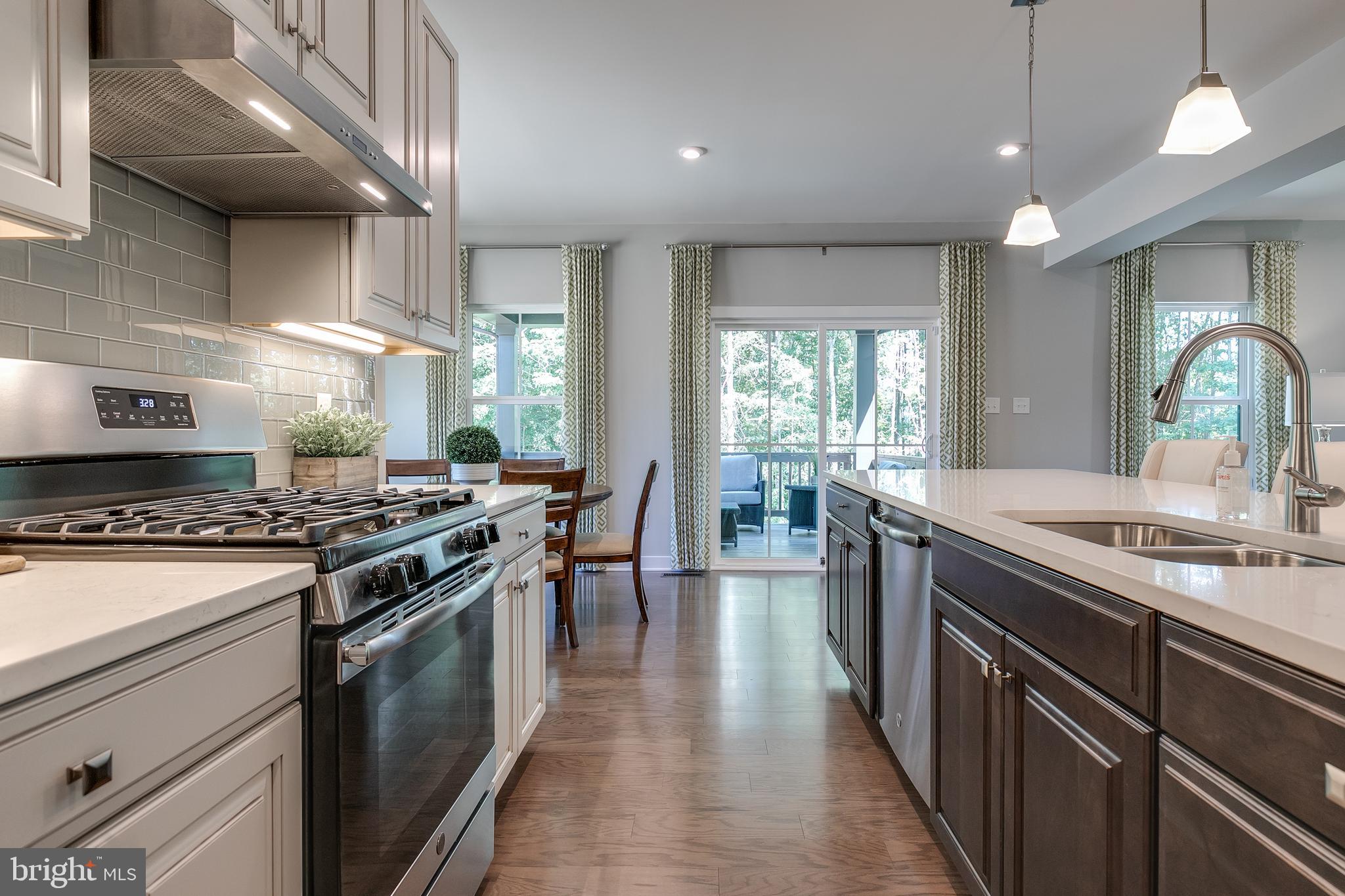 WOODFIELD - Residential