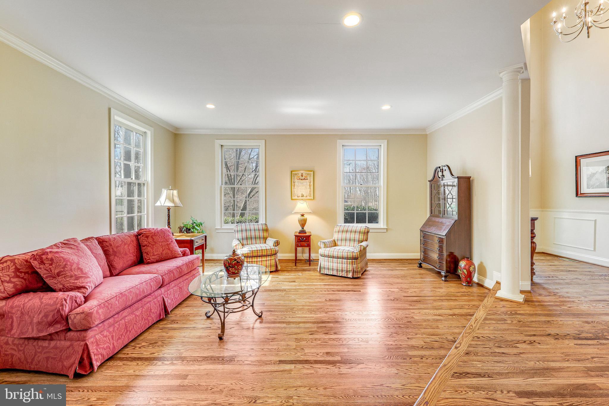 CARIS GLENNE - Residential