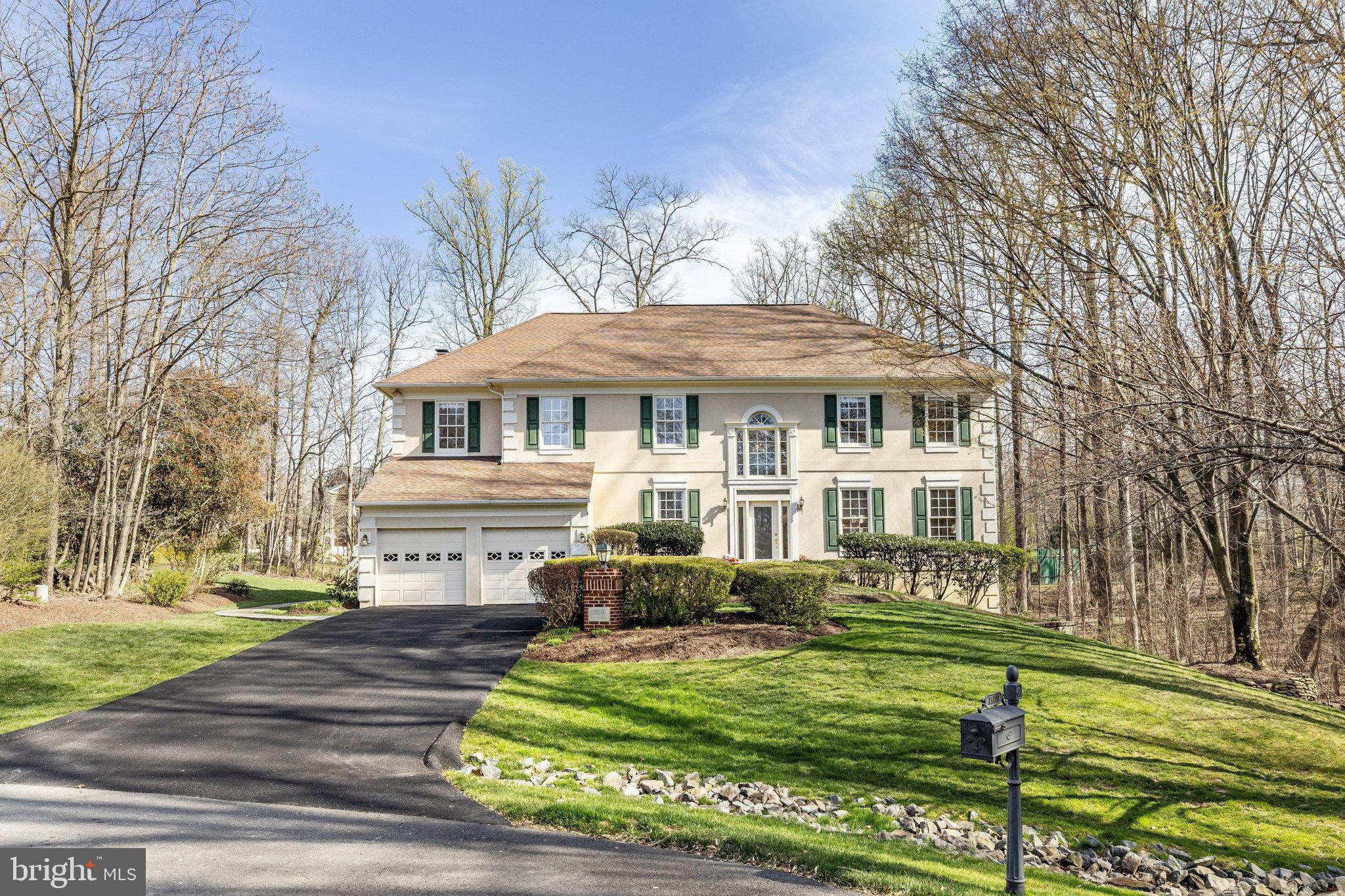 CARIS GLENNE - Residential