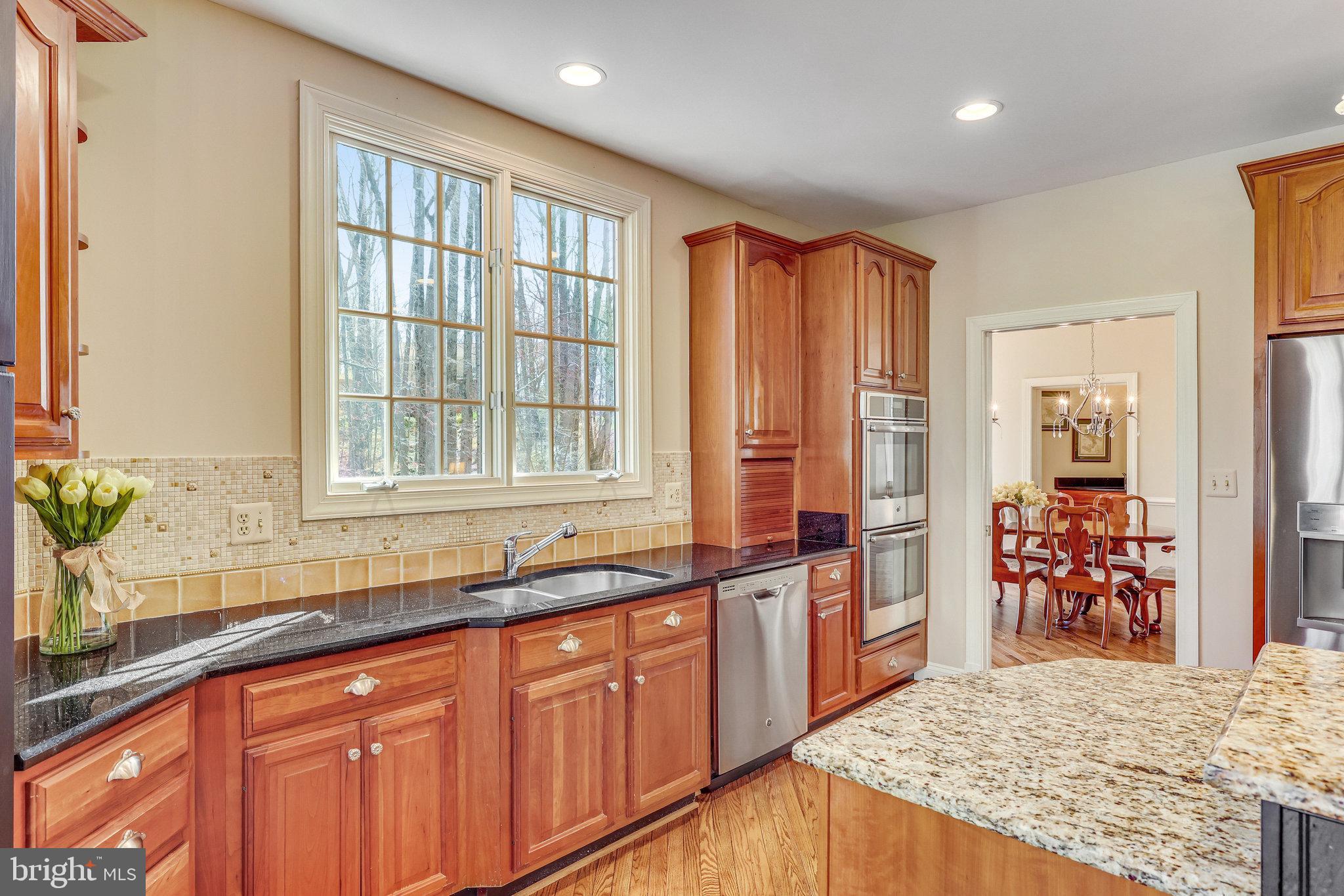 CARIS GLENNE - Residential