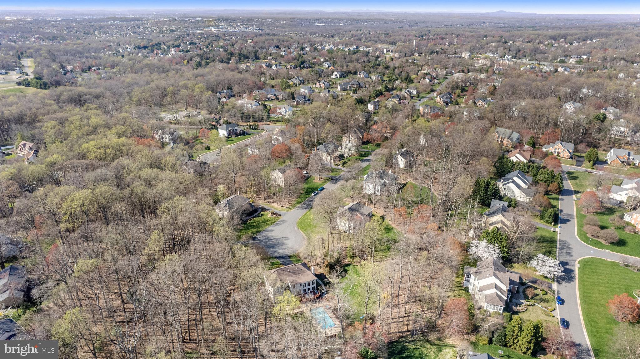 CARIS GLENNE - Residential