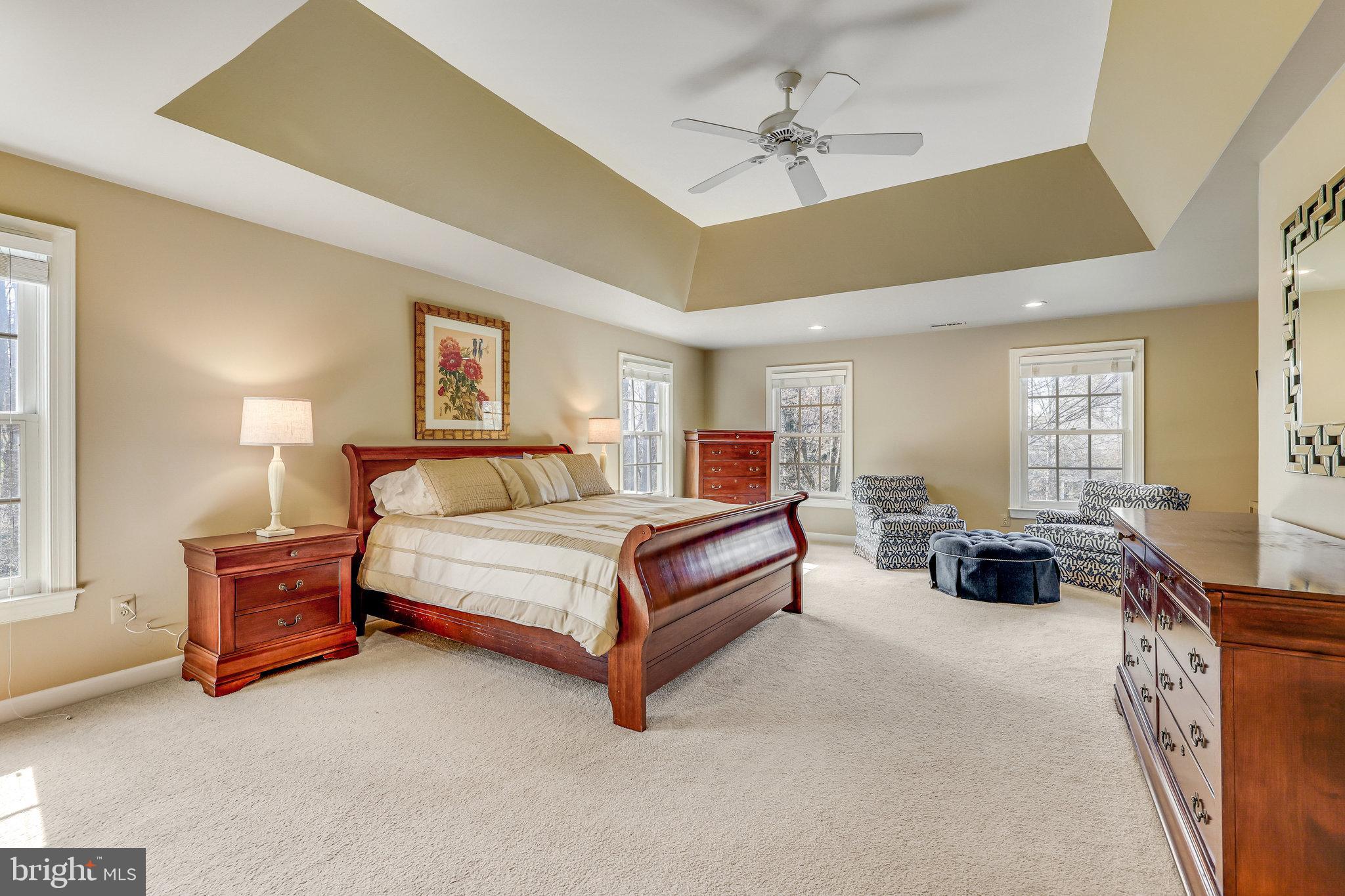 CARIS GLENNE - Residential