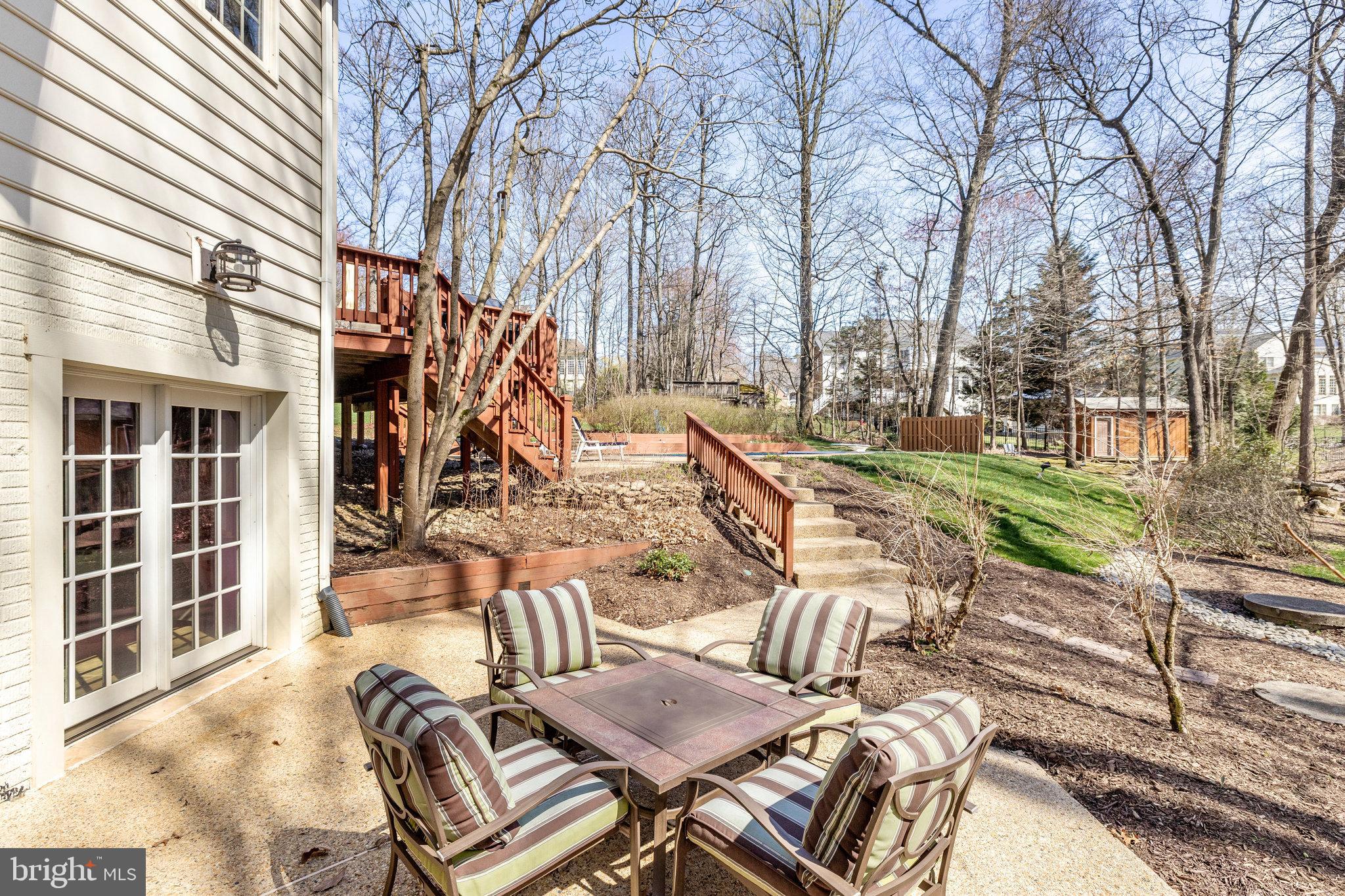 CARIS GLENNE - Residential